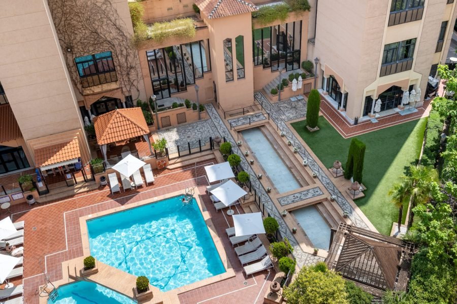 Hotel Saray Granada Swimming Pool